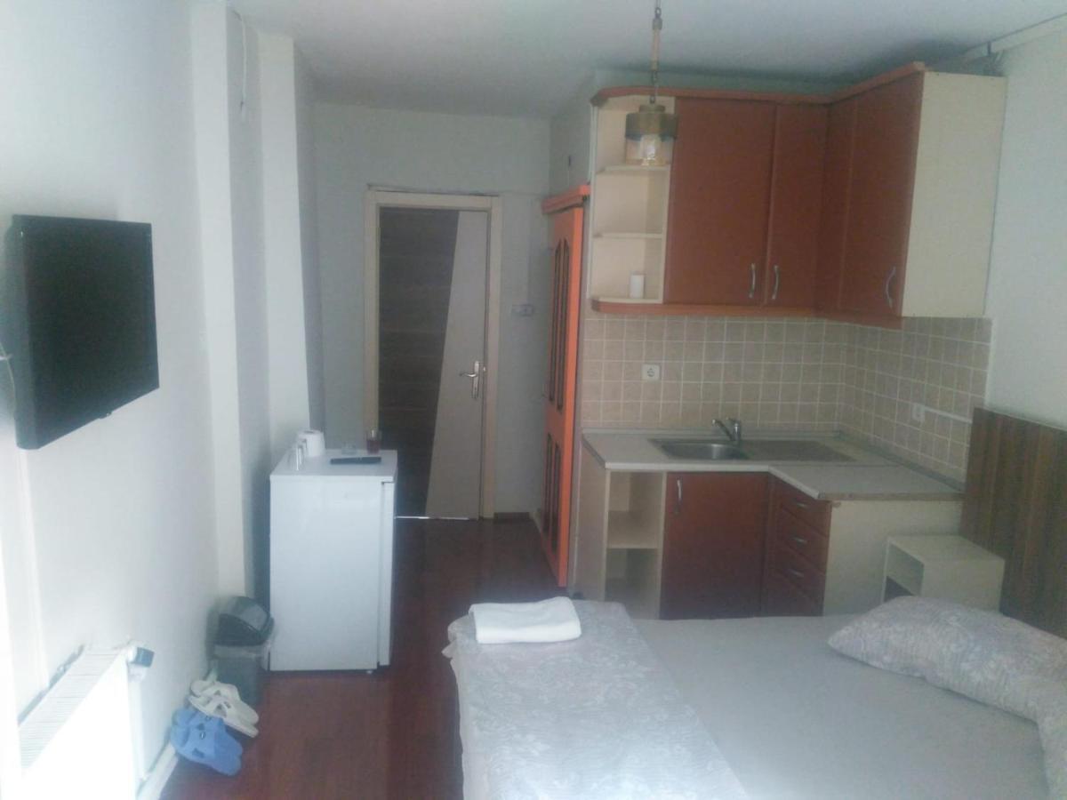 Utarit Hotel Κωνσταντινούπολη Εξωτερικό φωτογραφία A studio apartment in Belgrade, Serbia